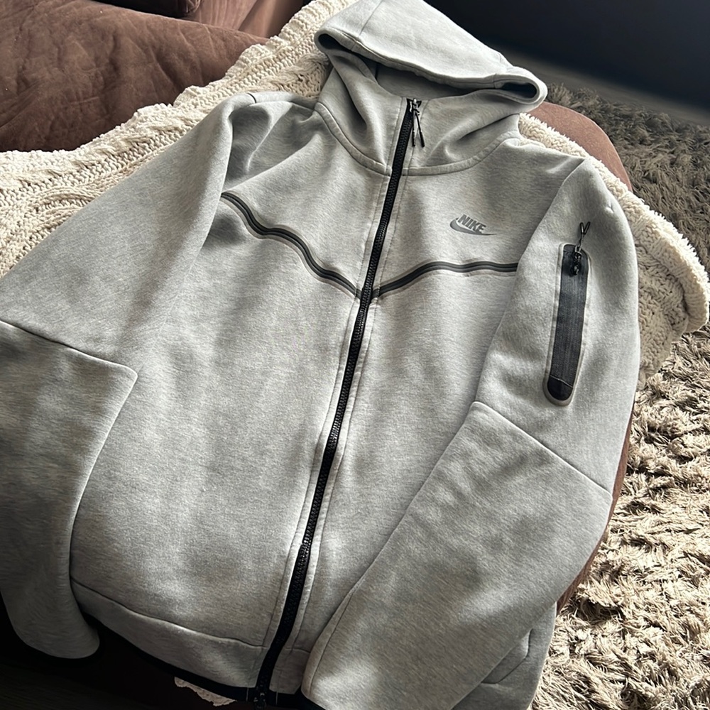 Mens grey Nike Tech zip up hoodie